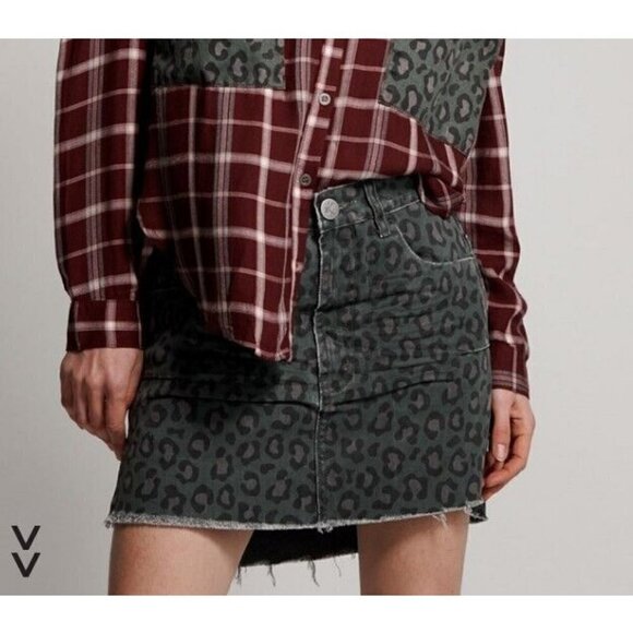 New One Teaspoon Leopard Vanguard Denim Skirt Womens 24 Mini Night Crawler - Picture 1 of 6